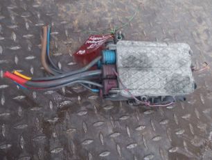 9305462340 MERCEDES Коробка распределительная, № XF82770