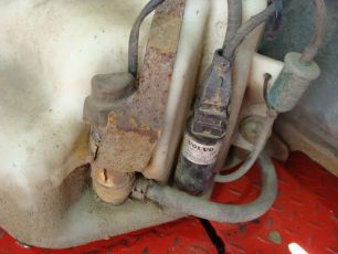 3950369 VOLVO Насос омывателя фар, № XF295924