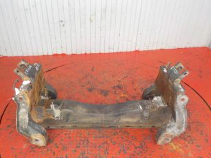 504121429 IVECO Балка передняя, № XF131868