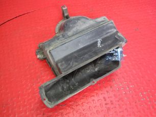 9418172320 MERCEDES Корпус воздушного фильтра