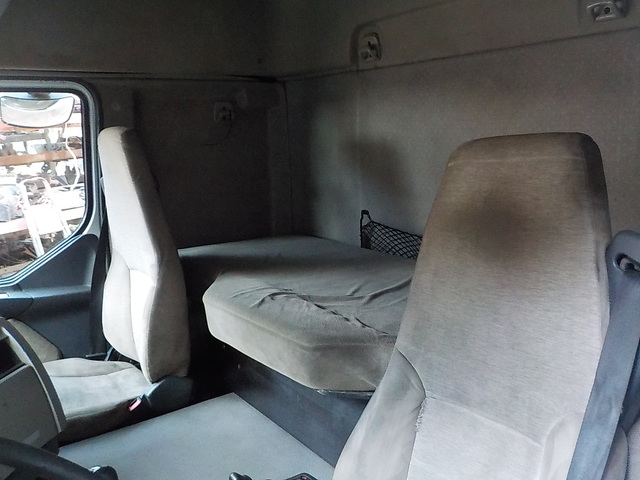RENAULT Кабина, Sleeper Cab, № XF215624, фото 10