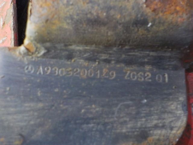 9303200129 MERCEDES Упор для ног пассажира, № XF311557, фото 4