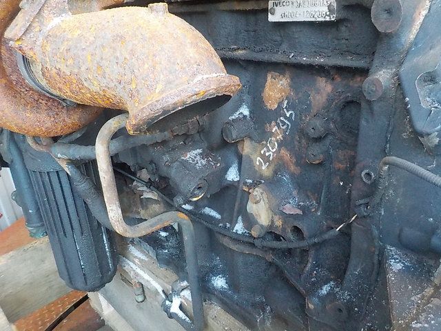 504179766 IVECO Блок двигателя, № XF230795, фото 1