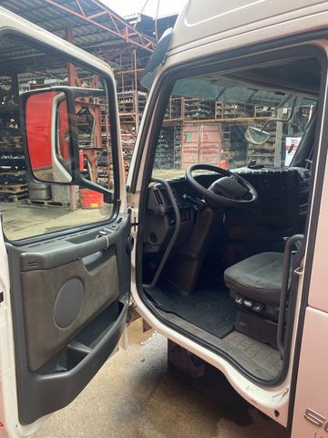 VOLVO Кабина, Globetrotter XL, № XF387060, фото 10