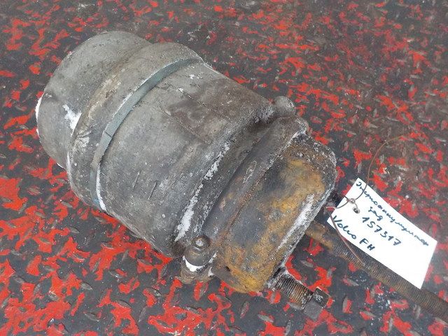 1608734 VOLVO Энергоаккумулятор, № XF157317, фото 2