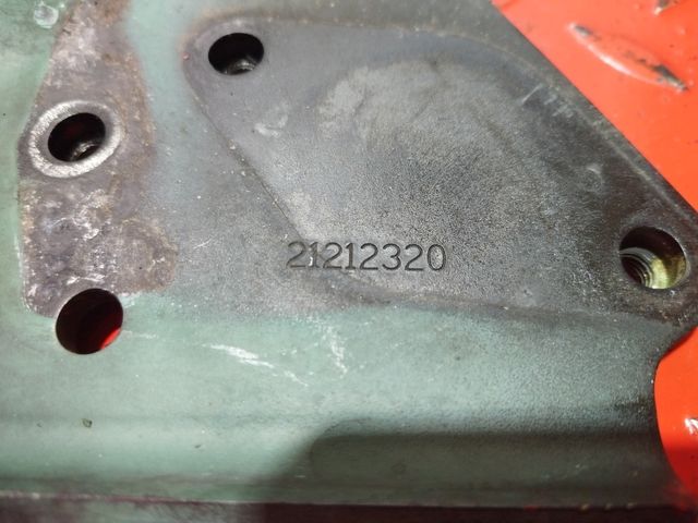21212320 VOLVO Кронштейн датчика детонации, № XF361564, фото 3