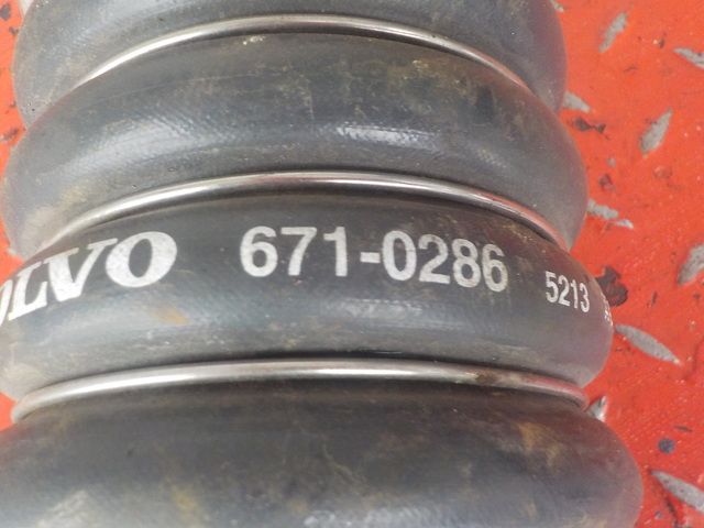 6710286 VOLVO Патрубок интеркулера, № XF223977, фото 4