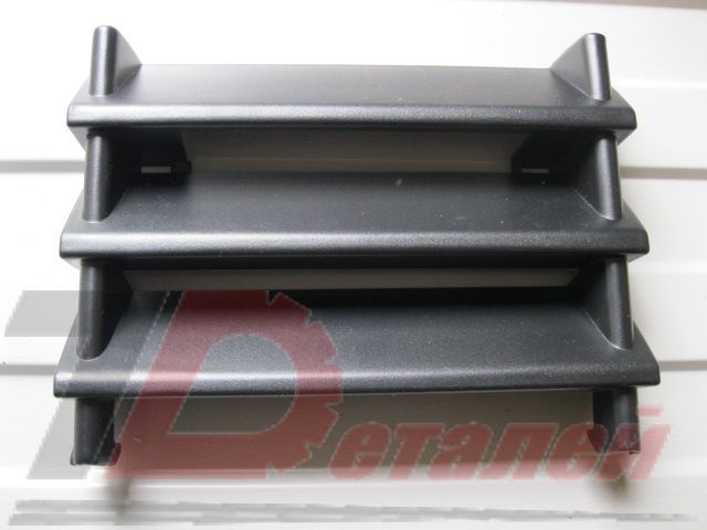 DXF120R ITP Подножка решетки радиатора, фото 1