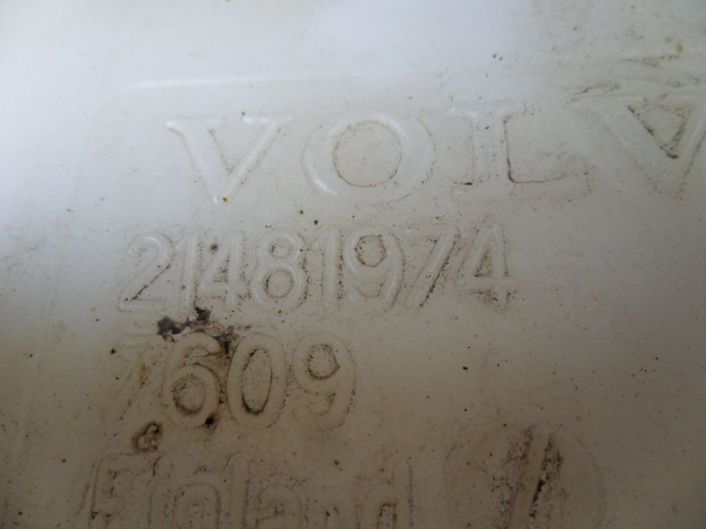 21481974 VOLVO Бачок омывателя, № XF212426, фото 4