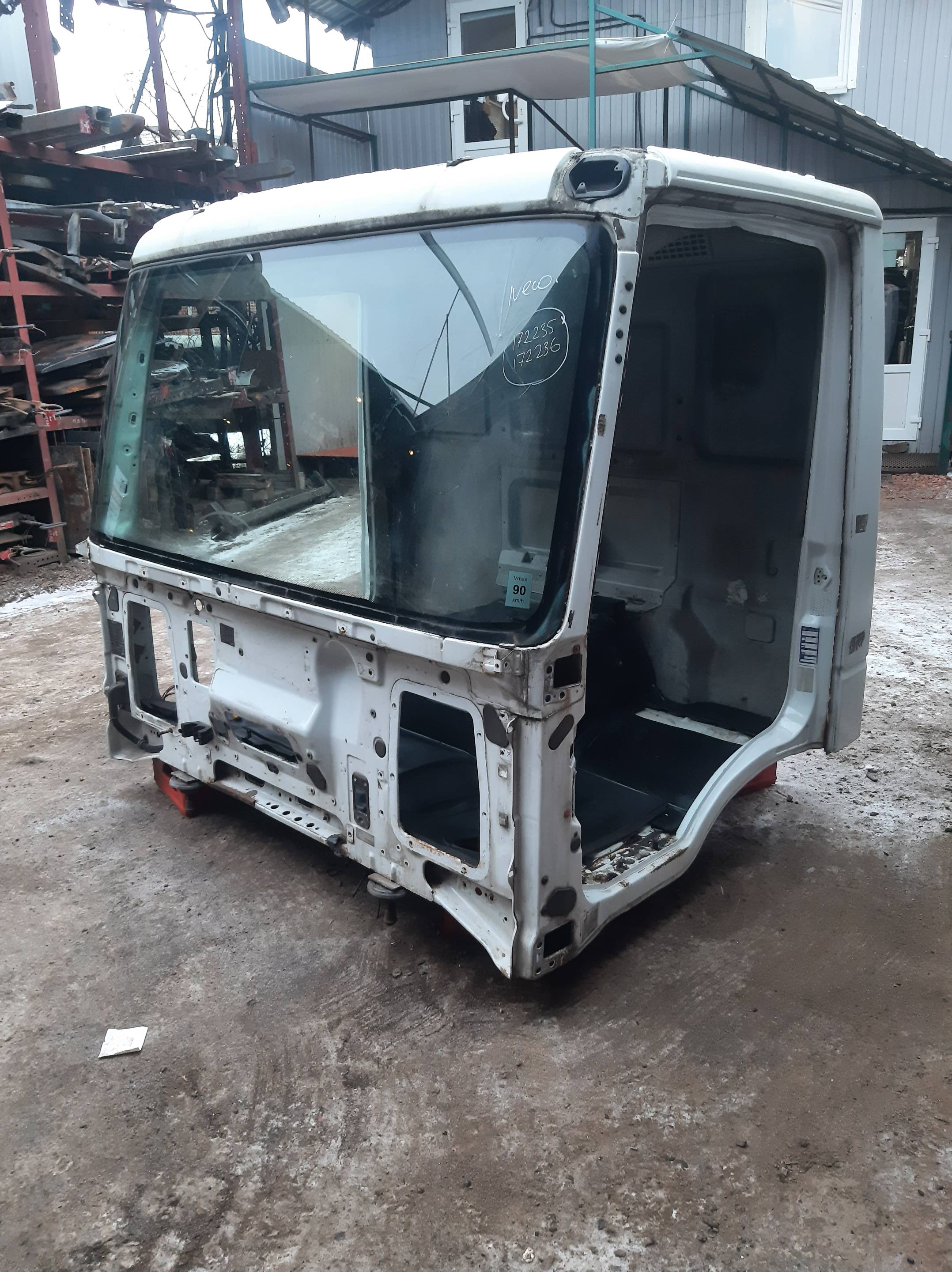 IVECO Каркас кабины, № XF172236, фото 1