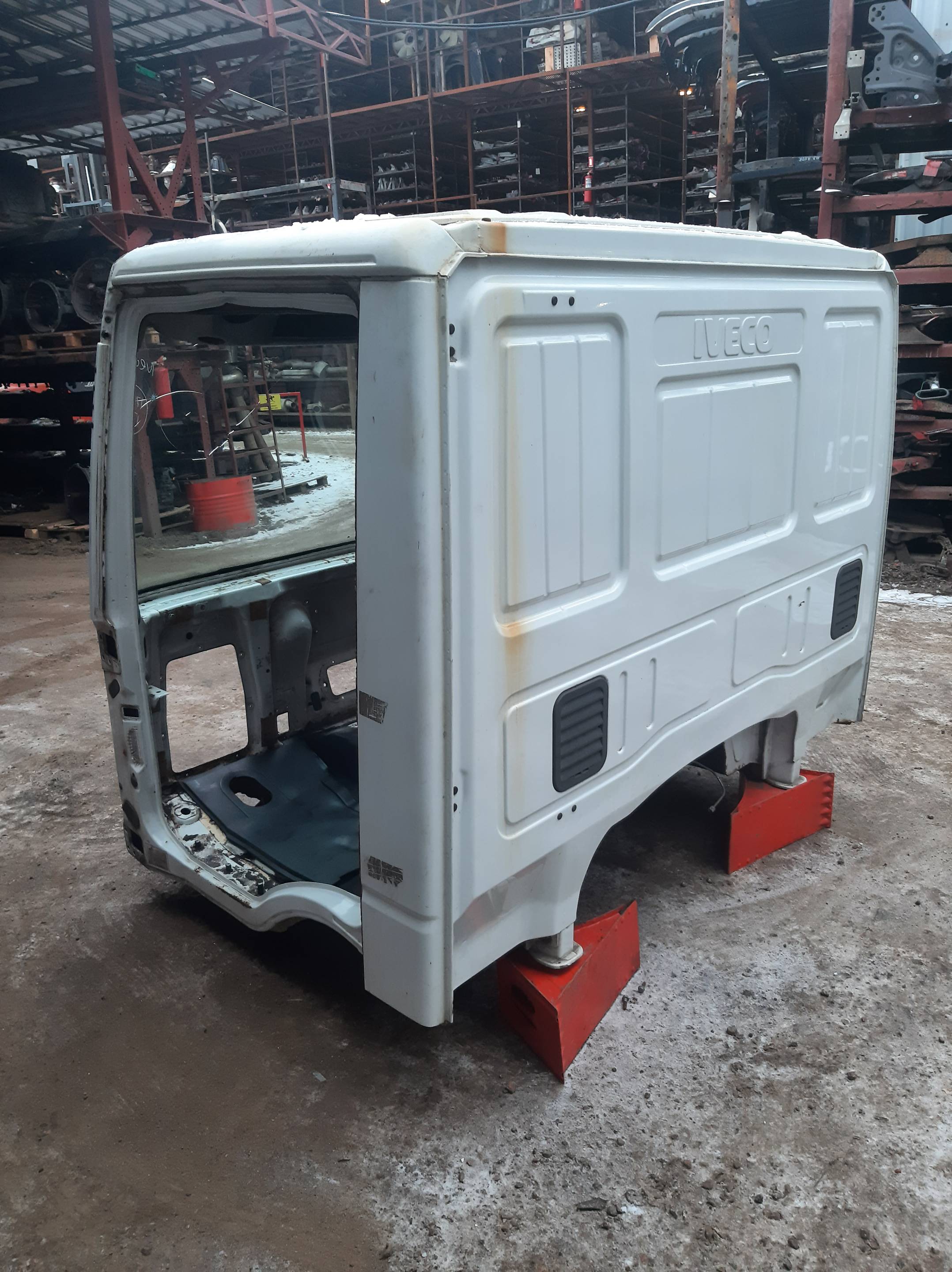 IVECO Каркас кабины, № XF172236, фото 3