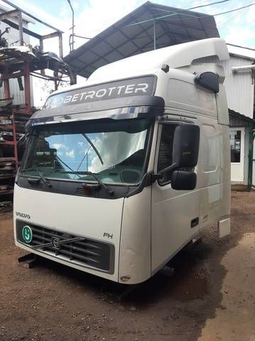 VOLVO Каркас кабины, № XF253154, фото 1