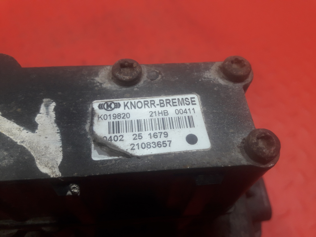 7421083657 RENAULT Кран ECAS, № XF412688, фото 4