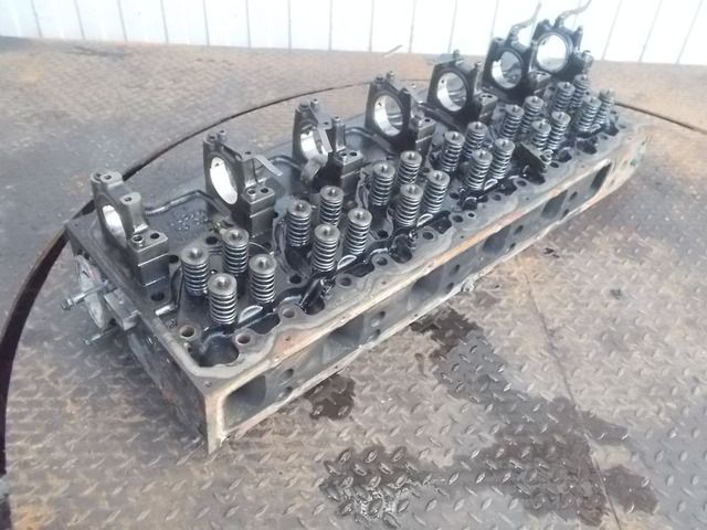 20871250 VOLVO Головка блока, № XF38863, фото 1