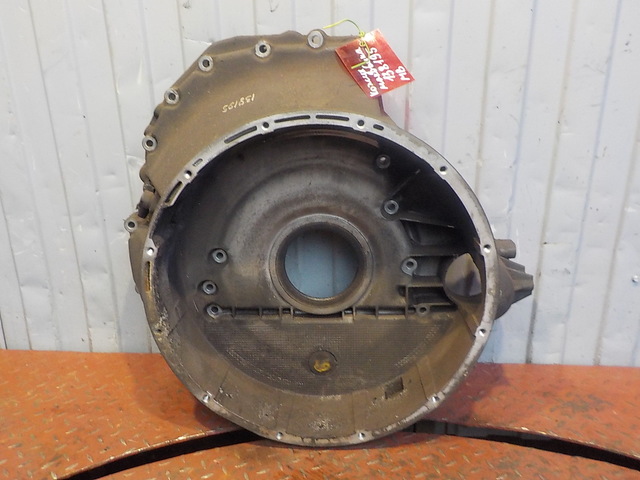 9060100833 MERCEDES Кожух маховика, № XF138195, фото 1