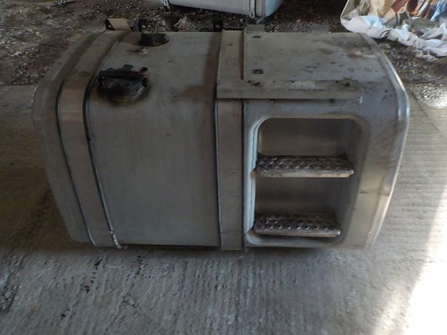81122015708 MAN Бак топливный, № XF60110, фото 3