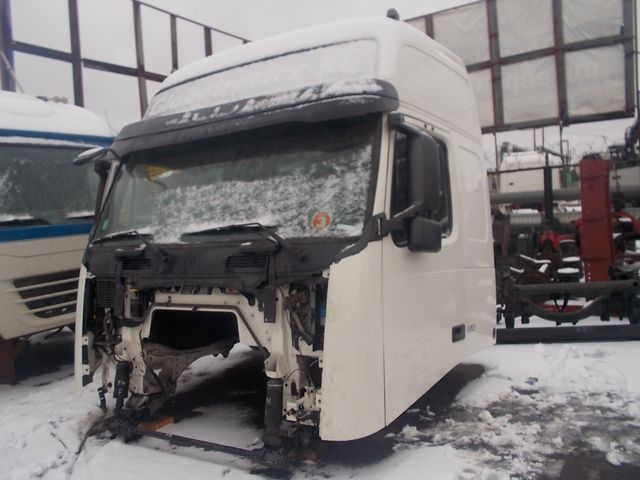 85108936 VOLVO Кабина, Globetrotter, № XF27027, фото 1