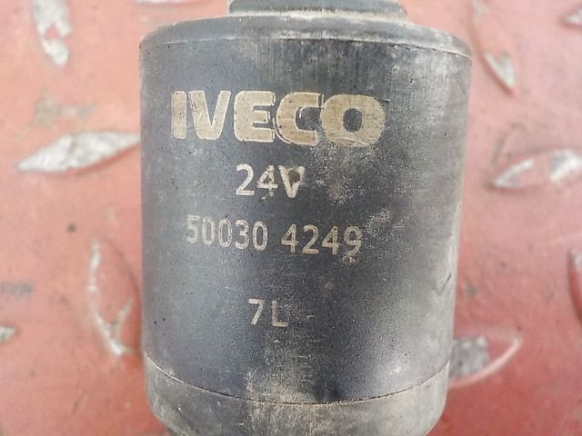 500304249 IVECO Насос омывателя, № XF111364, фото 4