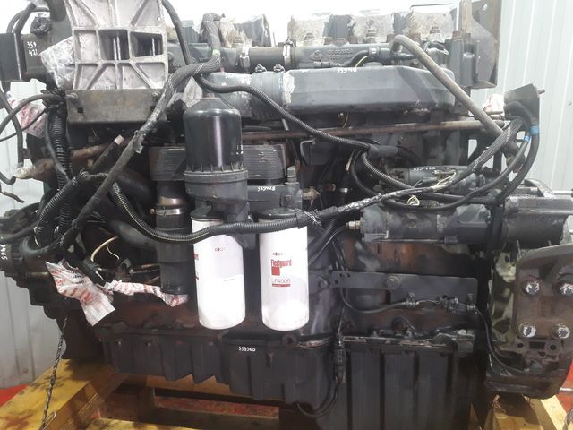 5200562846 RENAULT Блок двигателя, № XF359356, фото 1