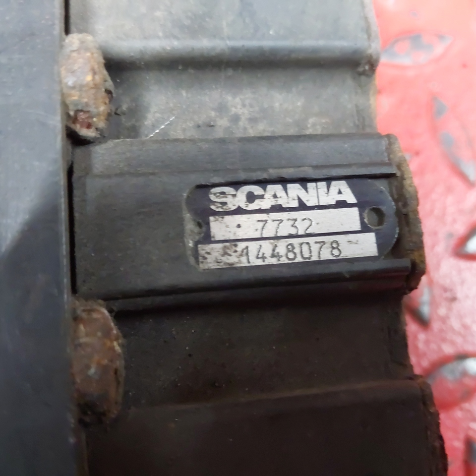 1448078 SCANIA Кран ECAS, № XF463875, фото 4
