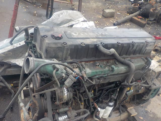 VOLVO Двигатель, D12C, № XF118858, фото 4