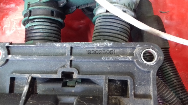 22388288 VOLVO Электропроводка двигателя, № XF299398, фото 7