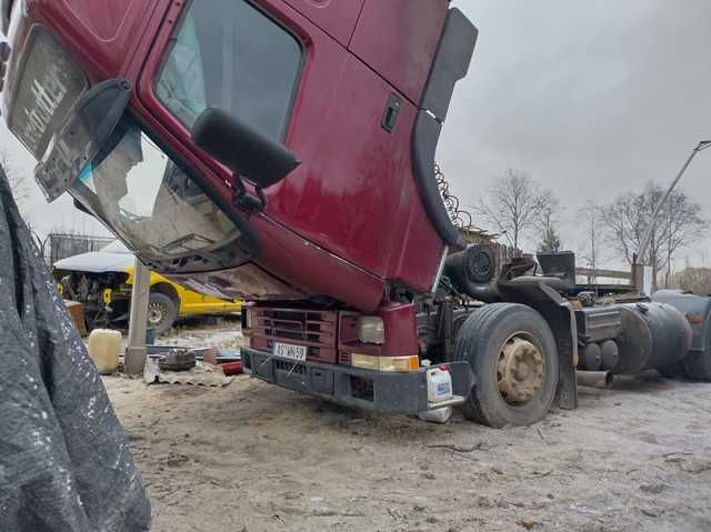 Volvo FH 1999-2001, 2001 года, автомобиль в разборе