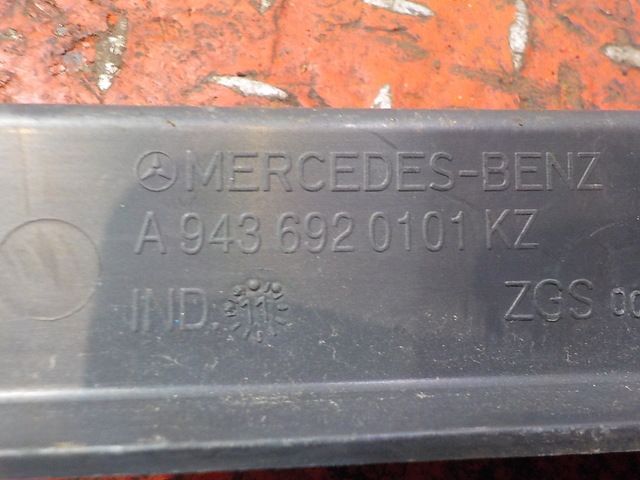 9436920101 MERCEDES Накладка стойки, № XF310664, фото 4