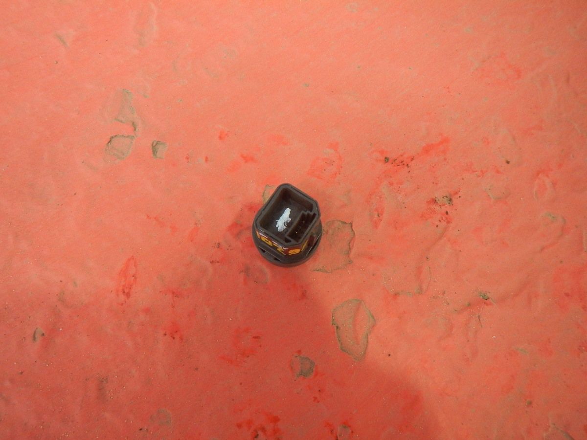 41221065 IVECO Кнопка, № XF413877, фото 3