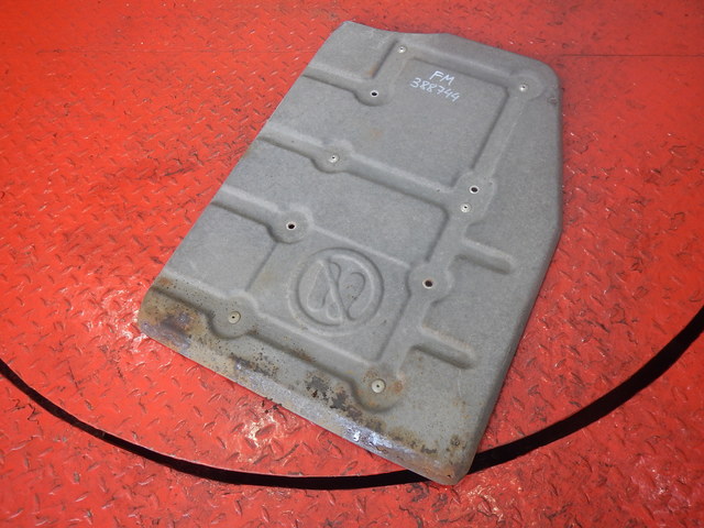21297258 VOLVO Защита глушителя, № XF388744, фото 1