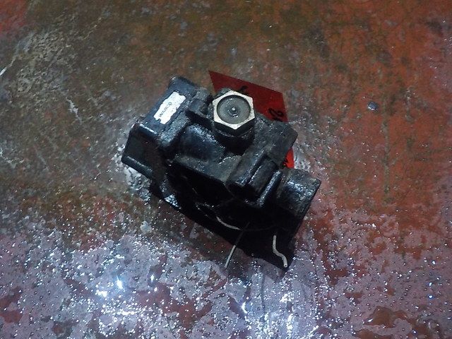 20514451 VOLVO Кран ECAS, № XF96494, фото 4