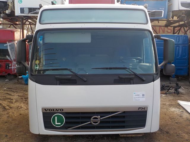 VOLVO Кабина, Globetrotter, № XF198018, фото 8