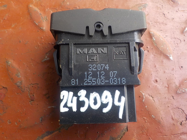 81255030318 MAN Кнопка, № XF243094, фото 4