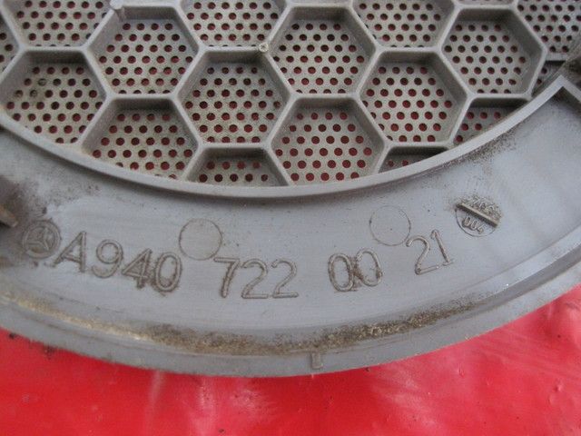 9407220021 MERCEDES Решетка динамика, № XF243215, фото 4