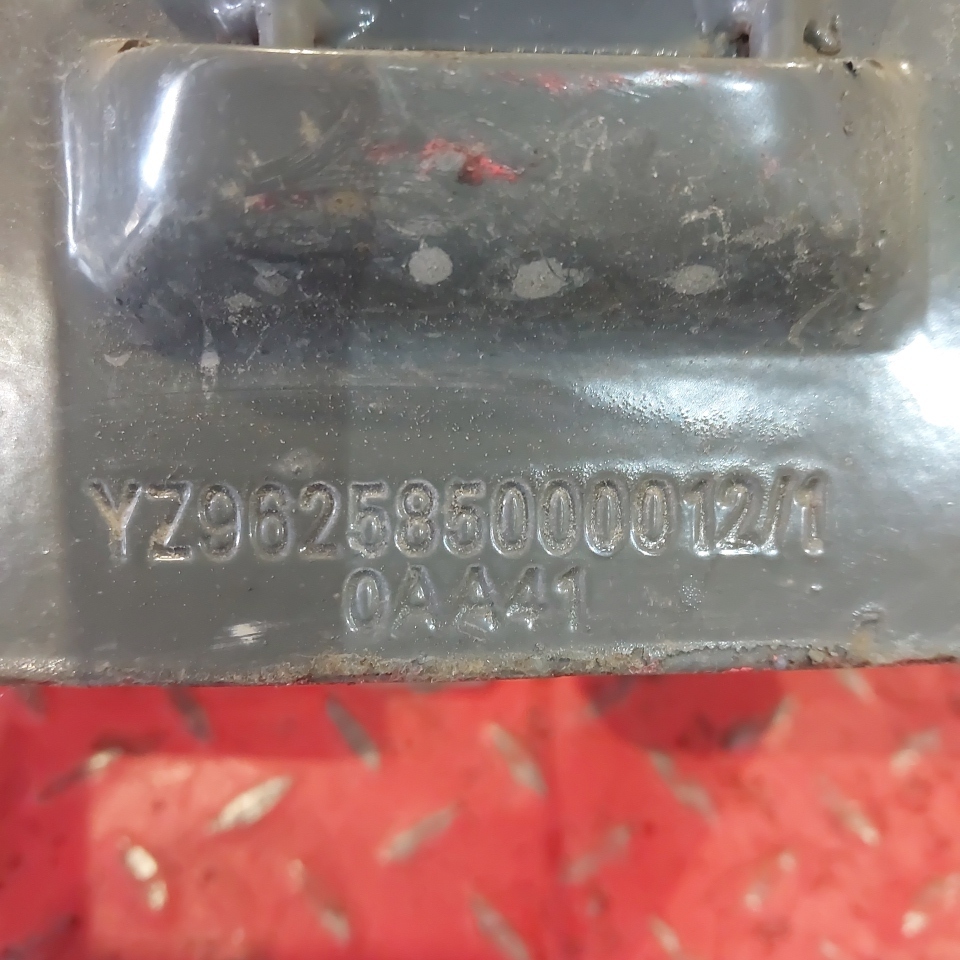 YZ962585000012 SITRAK\HOWO Кронштейн противооткатного устройства, № XF469635, фото 4