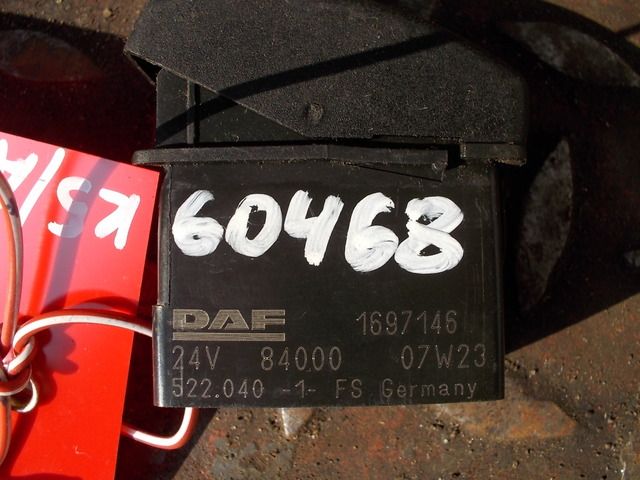1697146 DAF Кнопка, № XF60468, фото 3