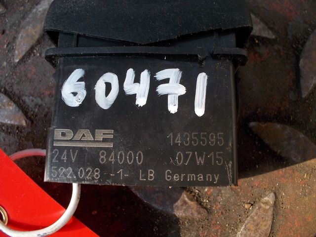 1435595 DAF Кнопка, № XF60471, фото 2