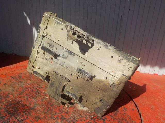81418605398 MAN Ящик АКБ, № XF143107, фото 4