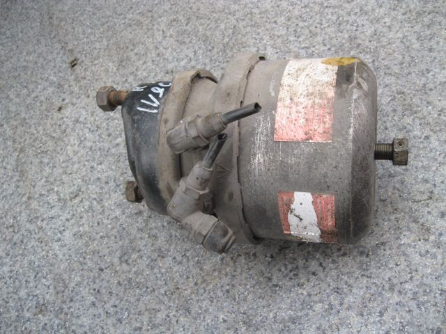 504072792 IVECO Энергоаккумулятор, № XF7592, фото 1