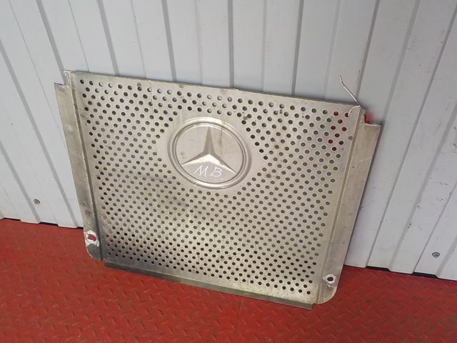 9304900230 MERCEDES Защита глушителя, № XF250649, фото 3