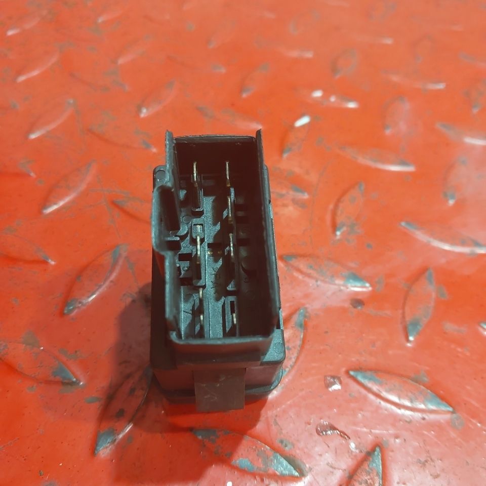 20569989 VOLVO Кнопка, № XF451277, фото 4