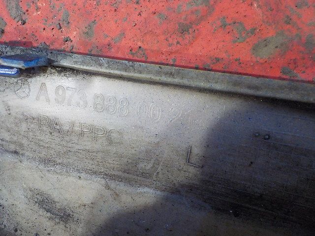 9738880021 MERCEDES Накладка решетки радиатора, № XF262659, фото 4