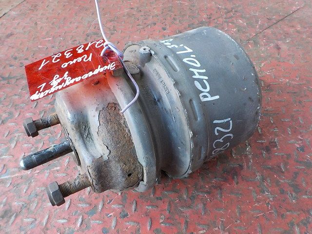 7420533192 RENAULT Энергоаккумулятор, № XF218321, фото 1