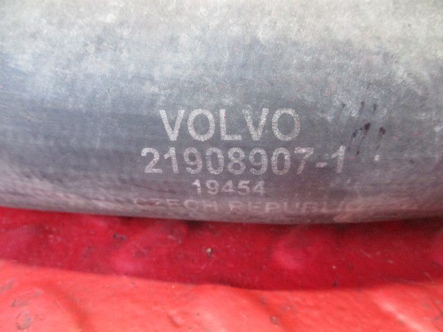 21908907 VOLVO Патрубок водяной, № XF352290, фото 6