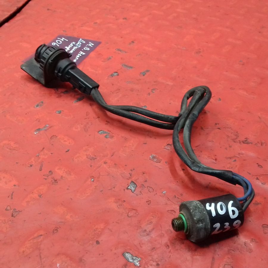 0088207110 MERCEDES Датчик кондиционера, № XF406239, фото 2