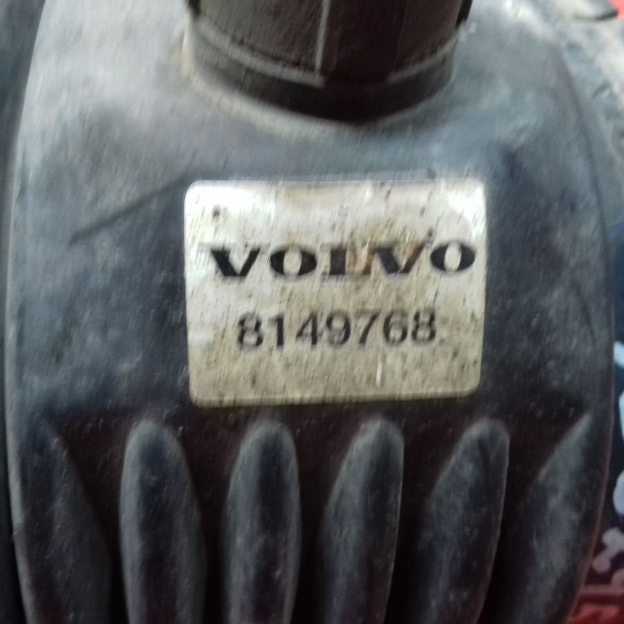 8149768 VOLVO Гофра воздуховода, № XF406245, фото 4