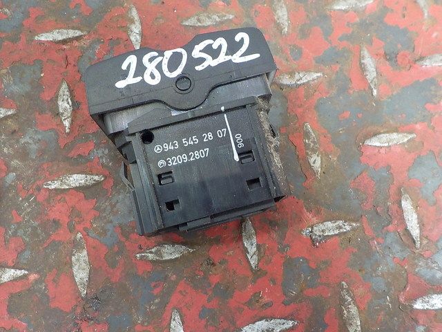 9435452807 MERCEDES Кнопка, № XF280522, фото 4
