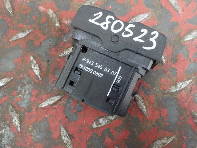 9435450307 MERCEDES Кнопка, № XF280523, фото 4