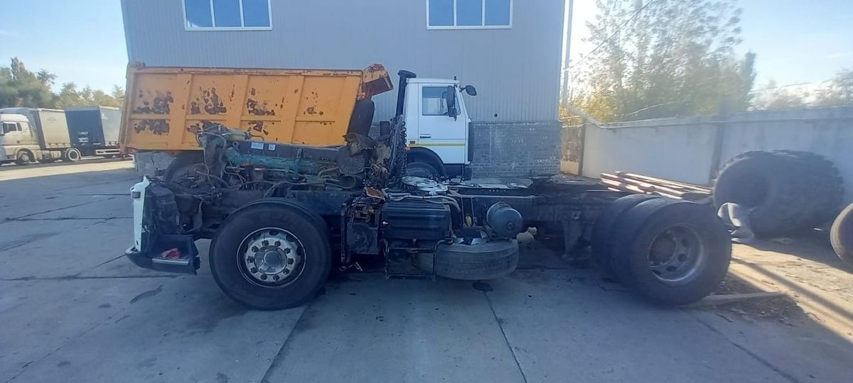 Volvo FM 2008-2013, 2011 года, автомобиль в разборе