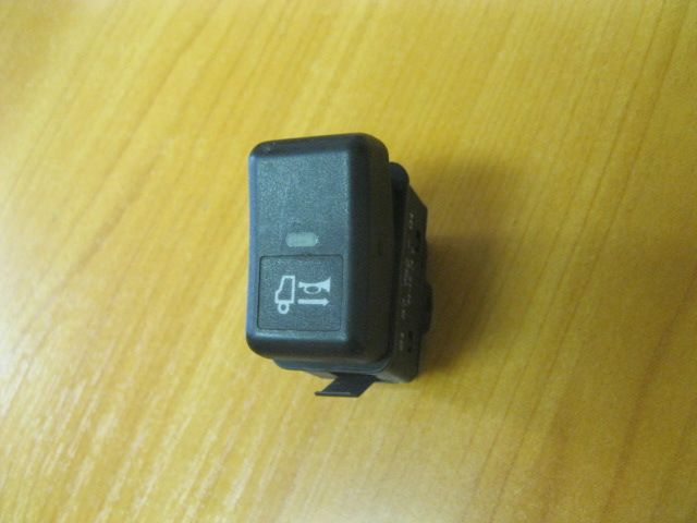 8157752 VOLVO Кнопка, № XF4949, фото 1